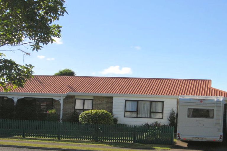 Photo of property in 109 Riverside Road, Orewa, 0931