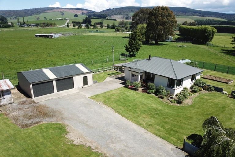 Photo of property in 93 Clitheroe Street, Otautau, 9682