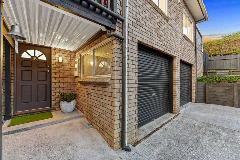 Photo of property in 5 Sispara Place, Beach Haven, Auckland, 0626