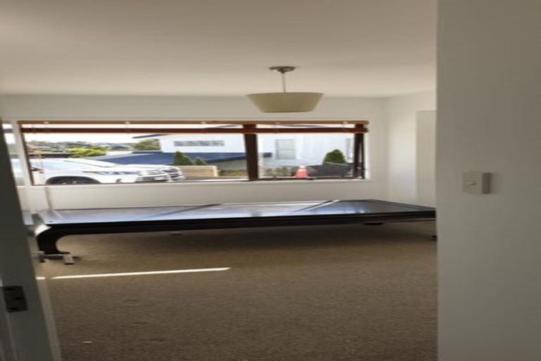 Photo of property in 10 Galaxy Drive, Mairangi Bay, Auckland, 0630