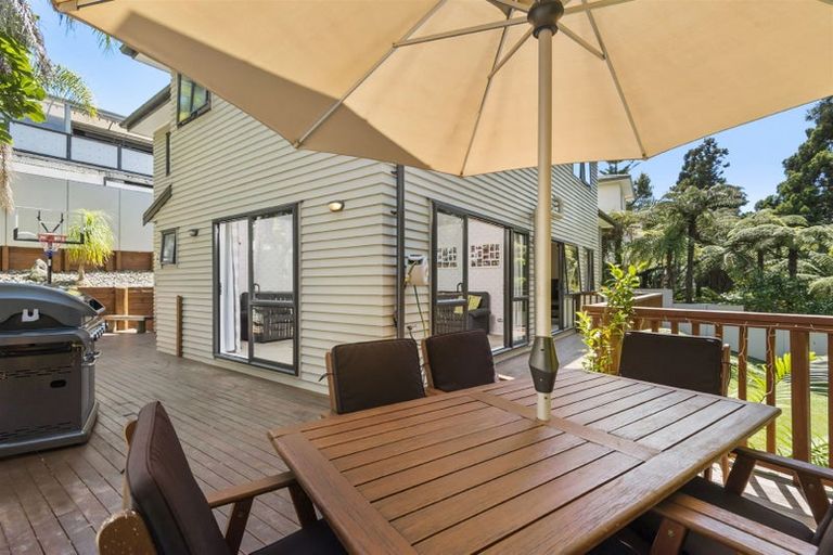 Photo of property in 16b Charmaine Road, Torbay, Auckland, 0630