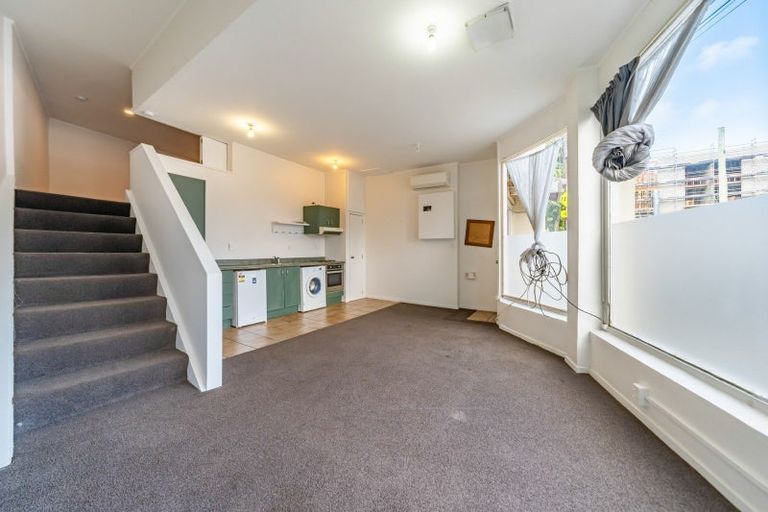 Photo of property in 48 Cleveland Street, Brooklyn, Wellington, 6021