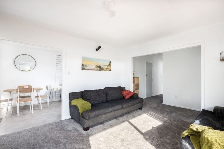 Photo of property in 60 Rosendale Avenue, Spotswood, New Plymouth, 4310