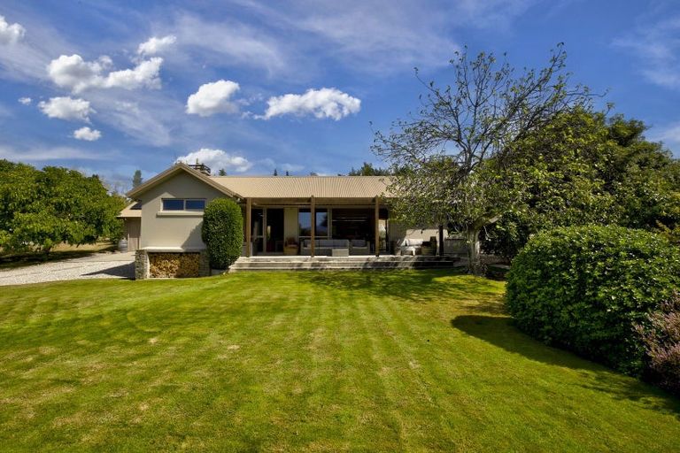 Photo of property in 45 Domain Road, Bannockburn, Cromwell, 9384