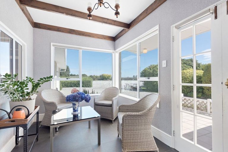 Photo of property in 146 Seaward Road, Edendale, 9825