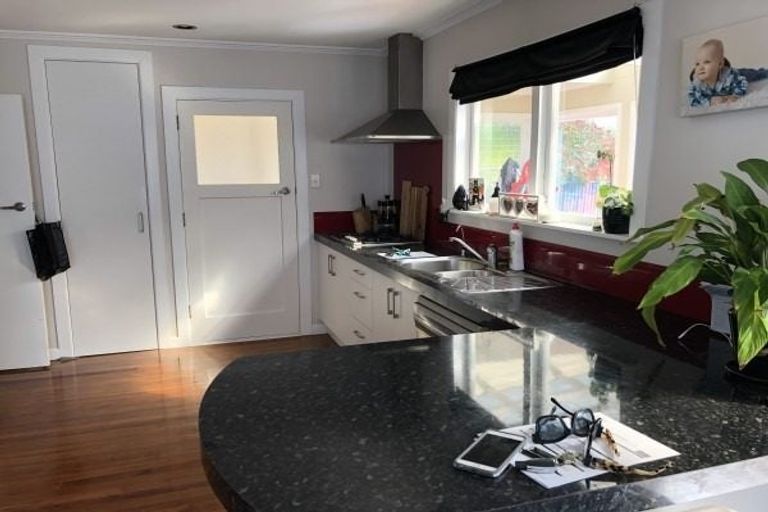 Photo of property in 16 Aspiring Avenue, Milson, Palmerston North, 4414