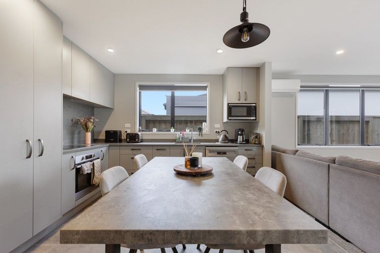 Photo of property in 3 Rose Lane, Papamoa, 3118