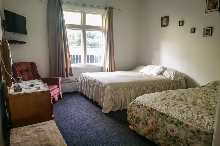 Photo of property in 14 Dacia Street, Lumsden, 9730