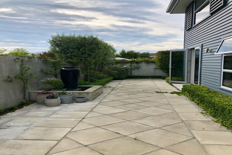 Photo of property in 63 Springfield Road, St Albans, Christchurch, 8014