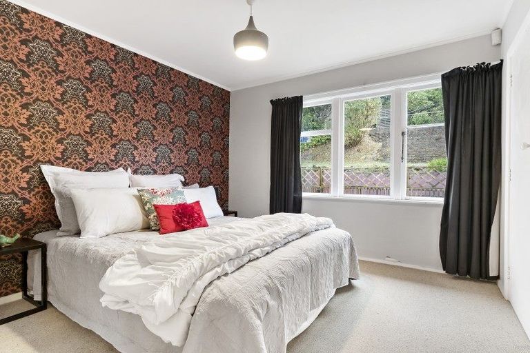 Photo of property in 125 Broderick Road, Johnsonville, Wellington, 6037