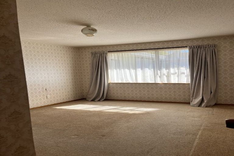 Photo of property in 5b Rolfe Place, Bishopdale, Christchurch, 8053