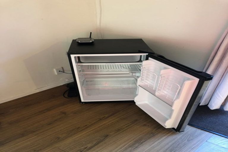 Photo of property in 3/138 Rangatira Road, Beach Haven, Auckland, 0626