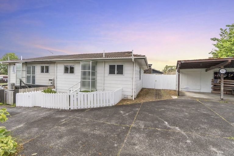 Photo of property in 2/4 Slim Place, Clendon Park, Auckland, 2103