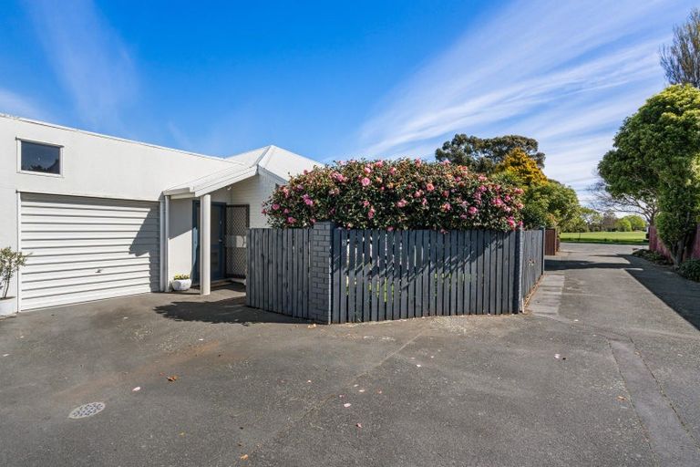 Photo of property in 2/32 Rose Street, Somerfield, Christchurch, 8024