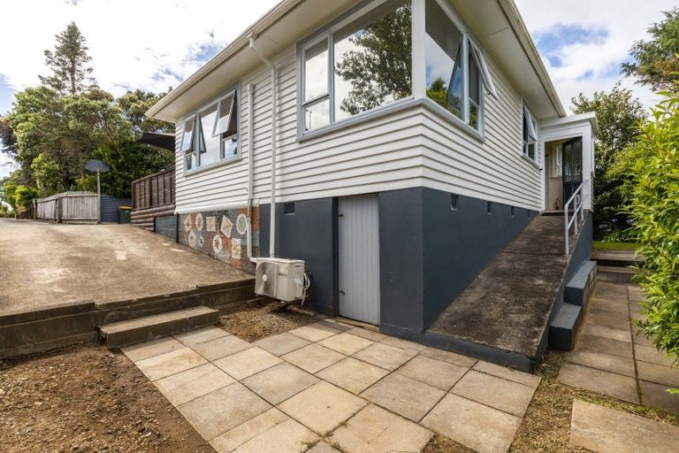 Photo of property in 136a Seaview Road, Westown, New Plymouth, 4310