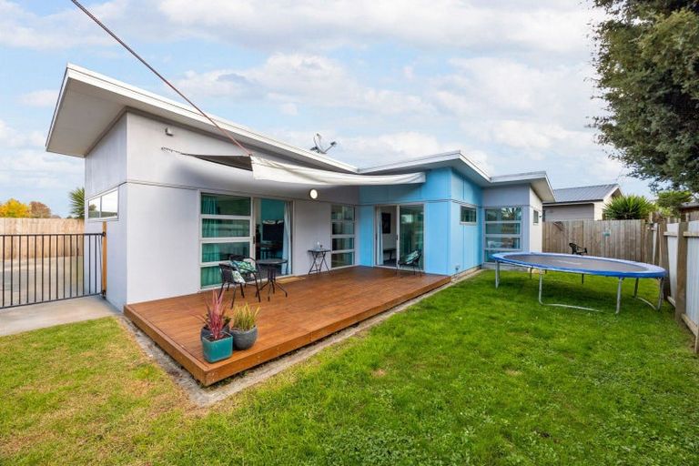 Photo of property in 27a Kenney Crescent, Fairfield, Hamilton, 3214