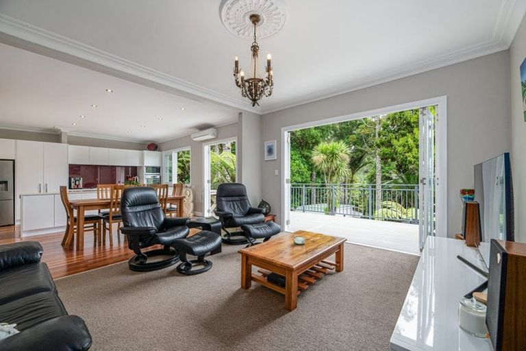 Photo of property in 10 Westridge Road, Titirangi, Auckland, 0604