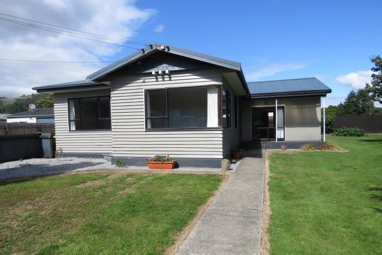 Photo of property in 64-66 Main Street, Reefton, 7830