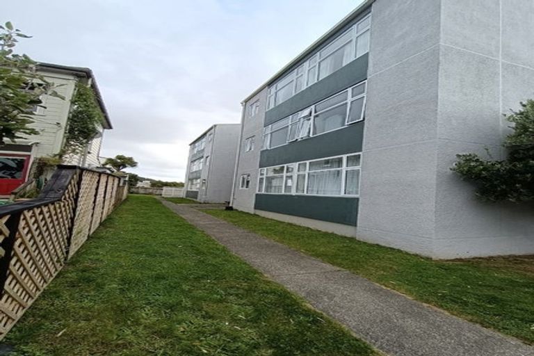 Photo of property in Aldrin Court, 3/21 Te Wharepouri Street, Berhampore, Wellington, 6023