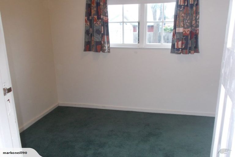 Photo of property in 25 Blake Street, New Brighton, Christchurch, 8061