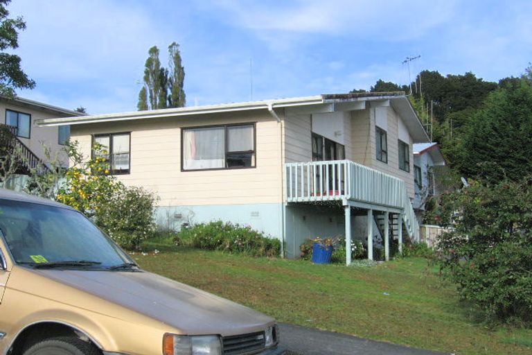 Photo of property in 5 Logan Place, Te Kamo, Whangarei, 0112