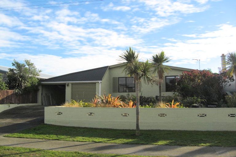Photo of property in 10 Bellamy Avenue, New Brighton, Christchurch, 8061