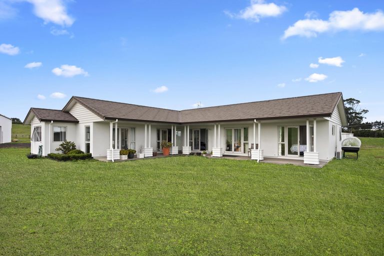 Photo of property in 3 Sands Road, Waiuku, 2681