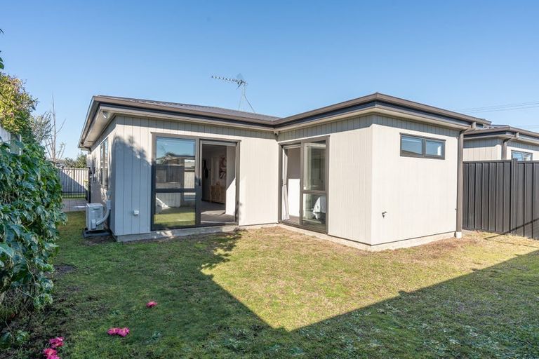 Photo of property in 4/146 Sandwich Road, Saint Andrews, Hamilton, 3200