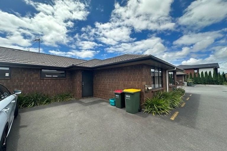 Photo of property in 3/108 Old Farm Road, Hamilton East, Hamilton, 3216