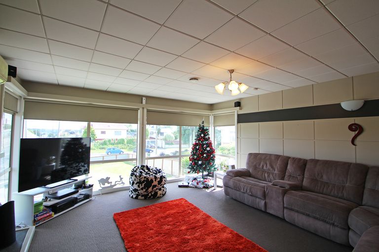 Photo of property in 67 Wharfe Street, South Hill, Oamaru, 9400