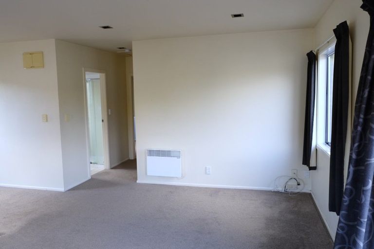 Photo of property in 26a Redwood Avenue, Tawa, Wellington, 5028