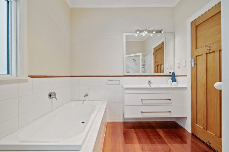 Photo of property in 36b Elmira Avenue, Hokowhitu, Palmerston North, 4410