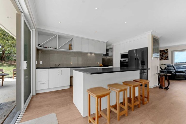 Photo of property in 8 Station Road, Pukekohe, 2120