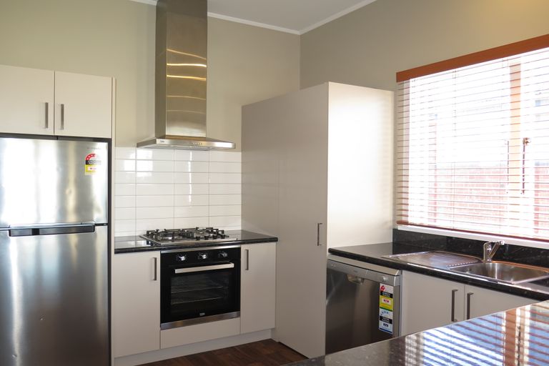 Photo of property in 215 Church Street, West End, Timaru, 7910