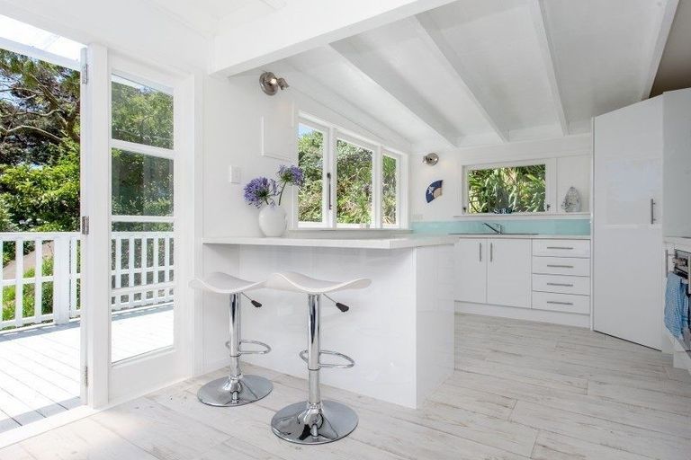 Photo of property in 72 Wharf Road, Ostend, Waiheke Island, 1081