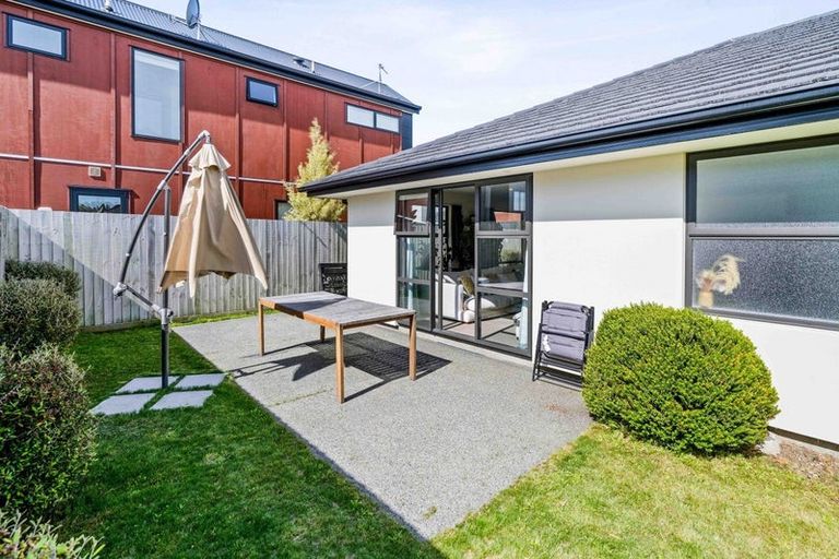 Photo of property in 22 Packard Crescent, Halswell, Christchurch, 8025