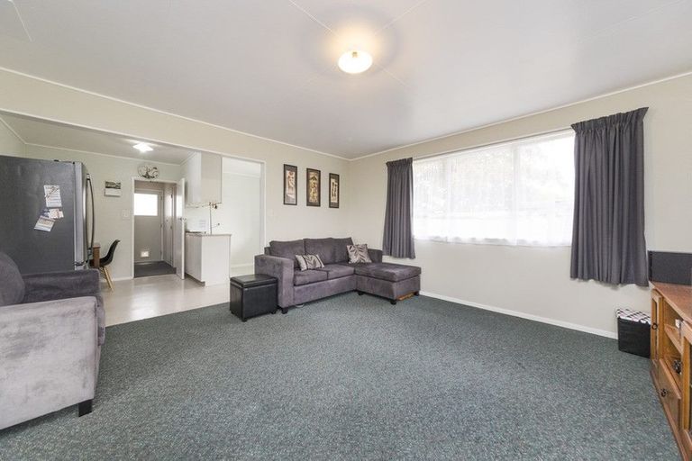 Photo of property in 15 Meadowbrook Drive, Cloverlea, Palmerston North, 4412