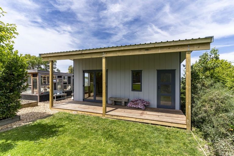 Photo of property in 24 Queen Street, Brighton, Dunedin, 9035