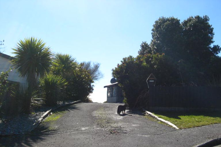Photo of property in 1 Arnott Heights East, Greymouth, 7805