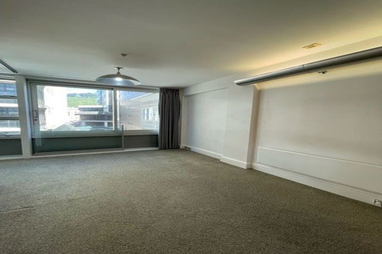 Photo of property in St Pauls Apartments, 31/43 Mulgrave Street, Thorndon, Wellington, 6011