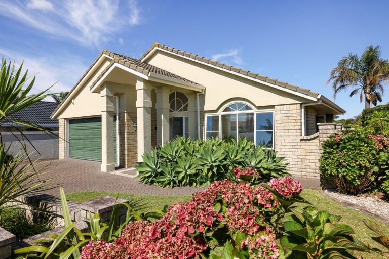 Photo of property in 22 Monterey Key, Papamoa Beach, Papamoa, 3118