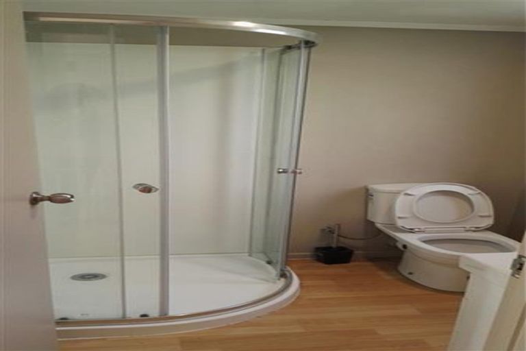 Photo of property in 36 Bond Crescent, Forrest Hill, Auckland, 0620