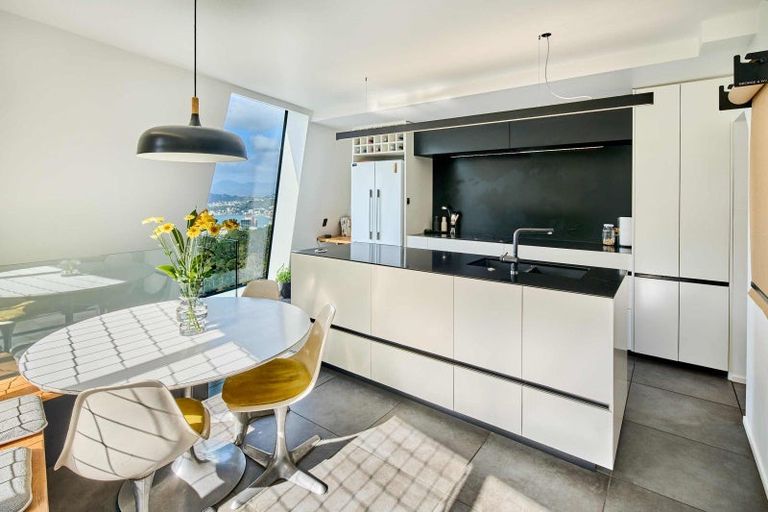 Photo of property in 64a Orangi Kaupapa Road, Northland, Wellington, 6012