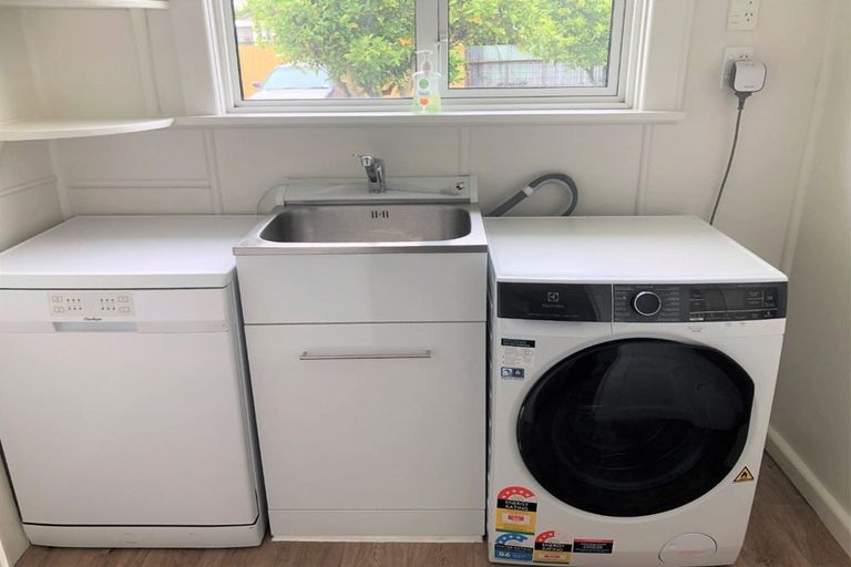 Photo of property in 45 Hutcheson Street, Mayfield, Blenheim, 7201