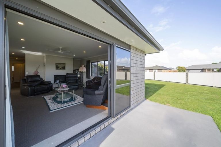 Photo of property in 3 Rawiri Drive, Bell Block, New Plymouth, 4312