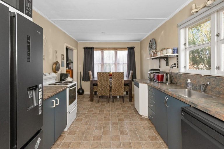 Photo of property in 806 Huia Street, Camberley, Hastings, 4120