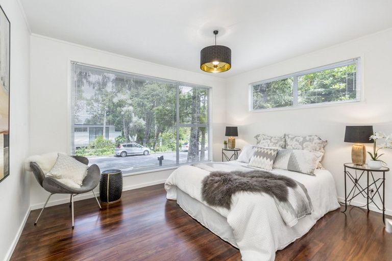 Photo of property in 18 Ngaio Road, Titirangi, Auckland, 0604