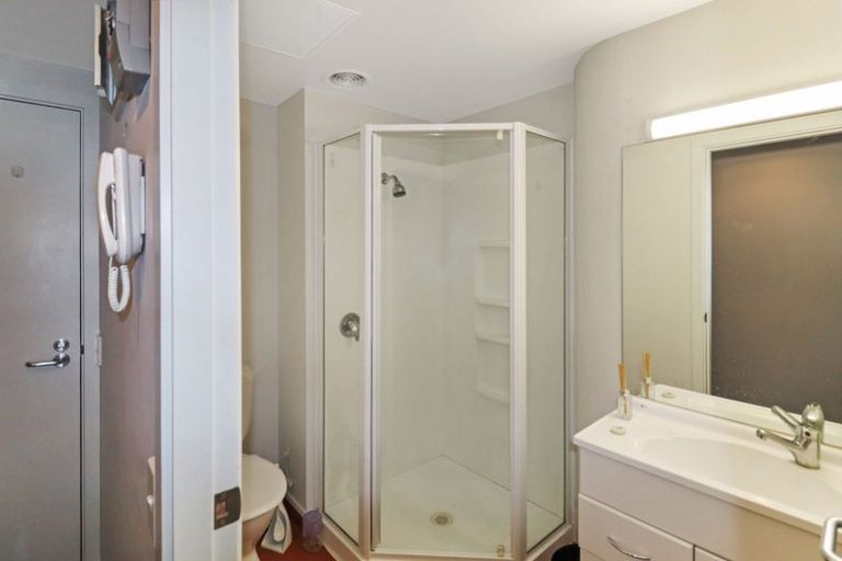 Photo of property in Orange Apartments/victoria Centr, 506/169 The Terrace, Wellington Central, Wellington, 6011