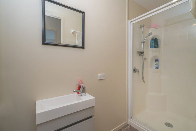 Photo of property in 17 Seascape Avenue, Whitianga, 3510