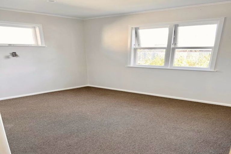 Photo of property in 89 Seddon Road, Frankton, Hamilton, 3204